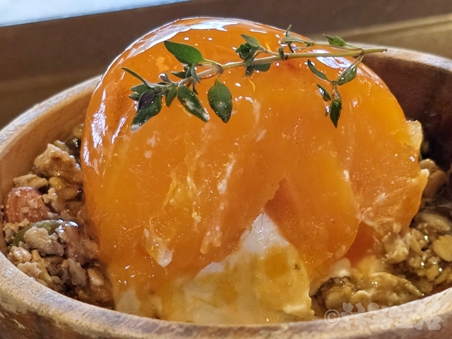 韓国スイーツ 韓屋カフェ 東大門 ハウスコーヒー 紅柿デザート
