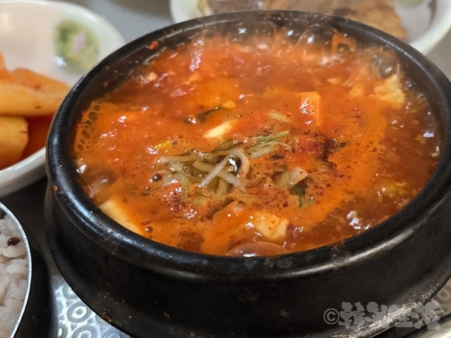 韓国グルメ 鍾路 ソダムチプ スンドゥブチゲ