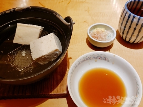 新宿　豆腐料理　吉座　日光豆腐　湯豆腐　御膳
