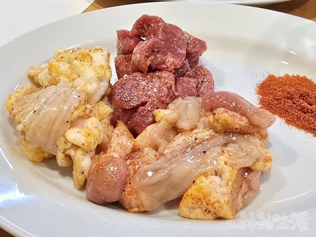 焼肉やっちゃん 神田 カウンター焼肉 ホルモン 上ハラミ