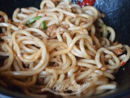 餃子楽-炸醤麺3