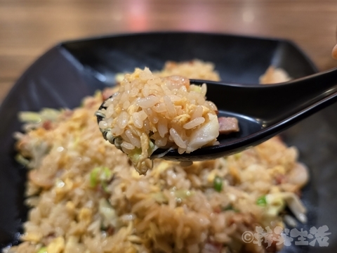 食べ台湾　チャーハン　九記何　廣州炒飯