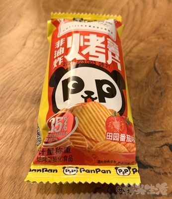 中国　パンダ　ポテトチップス　トマト味　非油炸 烤薯片 　田园番茄味