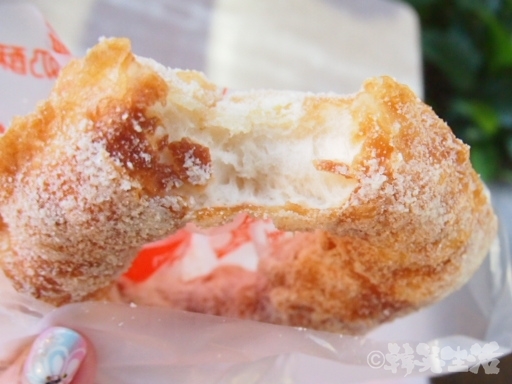台湾ドーナツ　脆皮鮮奶甜甜圈