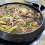 韓国グルメ　明洞　乙支路チョンジュオク　イカとカルビ