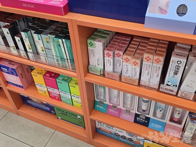 鐘路5街 ウリ薬局 コスメ リジュラン