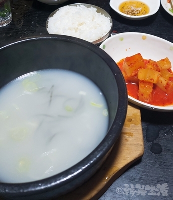 上野　韓国料理　上野ソルロンタン　御徒町　上野広小路　サムギョプサル