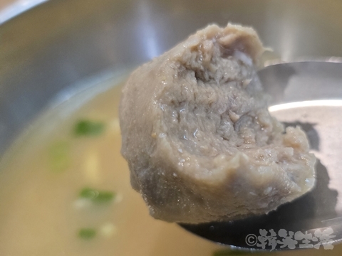 偉福麺館　肉絲涼麺　三合一湯　涼麺