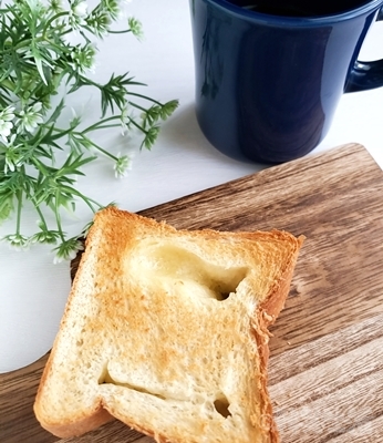 八天堂　塩バター食パン　とろける食パン