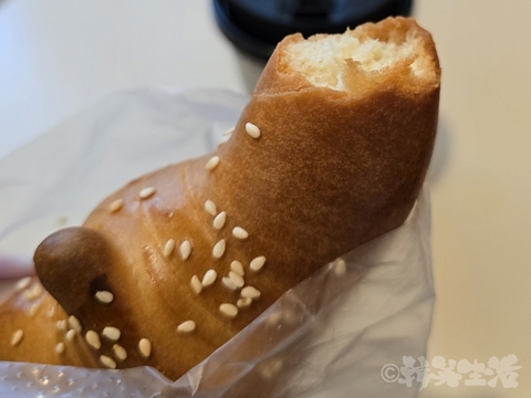 金三侠牛角　パン　台北