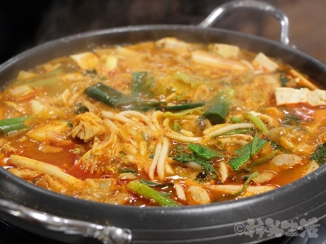 韓国グルメ　ソウル　良味屋　ホルモン　コプチャン　コプチャンチョンゴル　ホルモン鍋