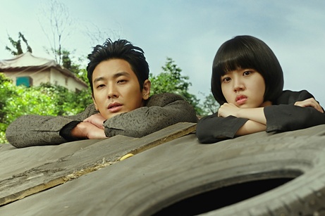 韓国映画　神と共に　因と縁　日本公開　ハ・ジョンウ　チュ・ジフン