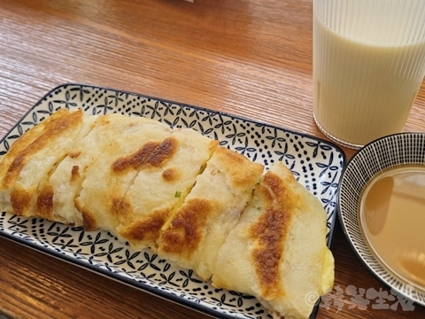 台湾グルメ　行天宮　軟食力　朝食