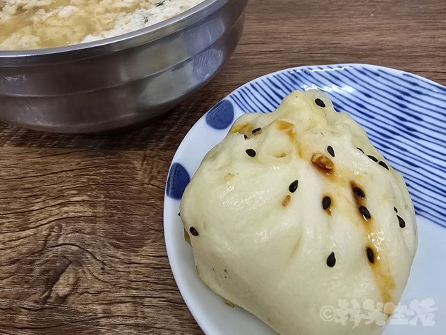 李記豆漿 鹹豆漿 台湾グルメ 上海生煎包