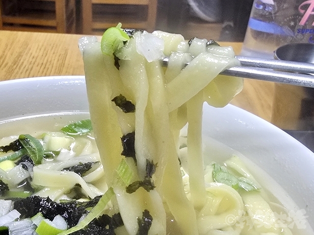 鍾路 ハルモニカルグクス カルジェビ 鐘路3街 芸能人