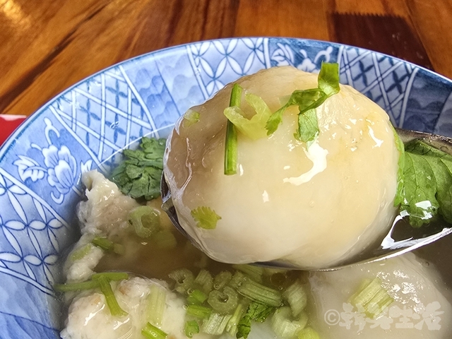 老阿伯  Lao-A-Bei 古早味油葱飯　綜合焿湯