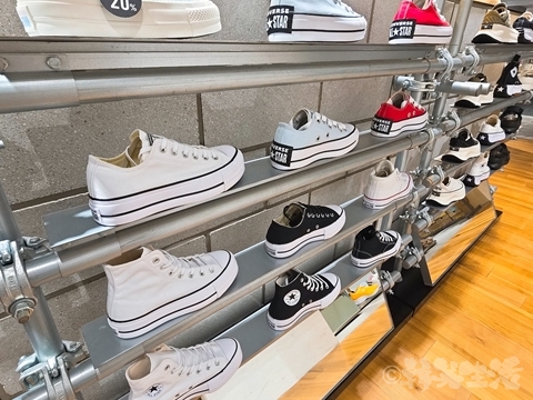 韓国　コンバース　CONVERSE　明洞　厚底　スニーカー