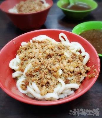 台湾グルメ　台北　城中市場　老牌牛肉麵大王　ジャージャー麺