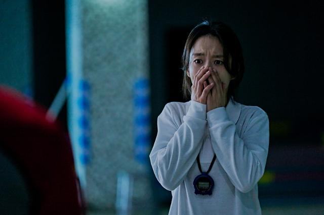 韓国映画　侵蝕　クォン・ユリ