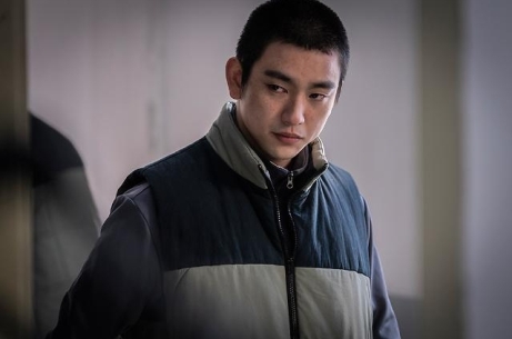 韓国映画　聖なる復讐者　GOT7　パク・ジニョン　入隊　兵役　一人二役
