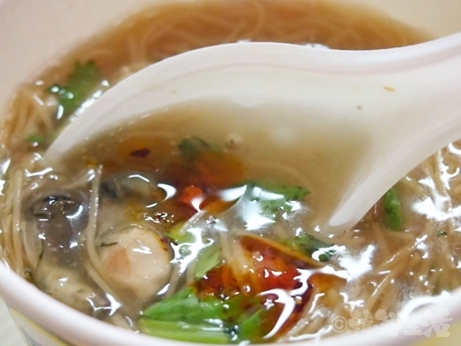 台湾グルメ　麺線　丁記蚵仔麺線　阿宗麺線　牡蠣