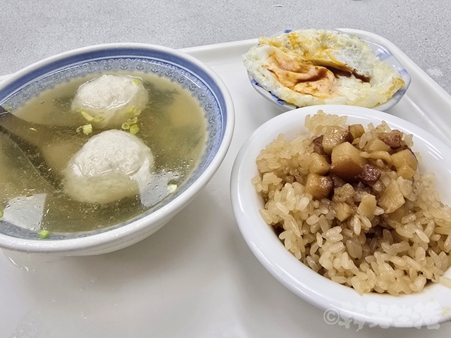 台湾グルメ 珠記 大橋頭油飯 朝食