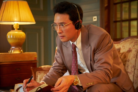韓国映画　工作　映画　北朝鮮　スパイ　ファン・ジョンミン