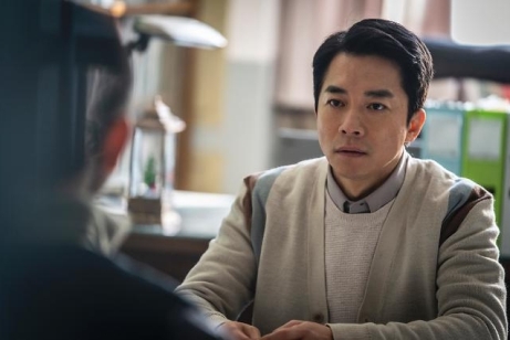 韓国映画　聖なる復讐者　GOT7　パク・ジニョン　一人二役　キム・ヨンミン　キム・ドンフィ