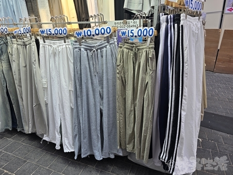 明洞　露店