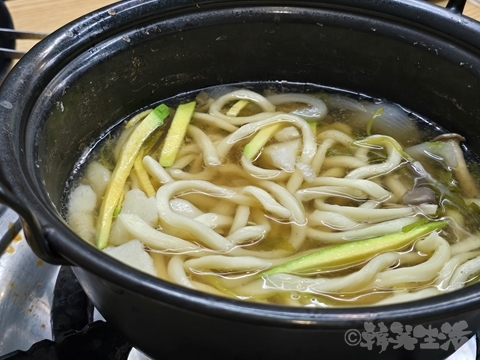 韓国グルメ　東大門　チョンドミナリ食堂　ミナリのしゃぶしゃぶ