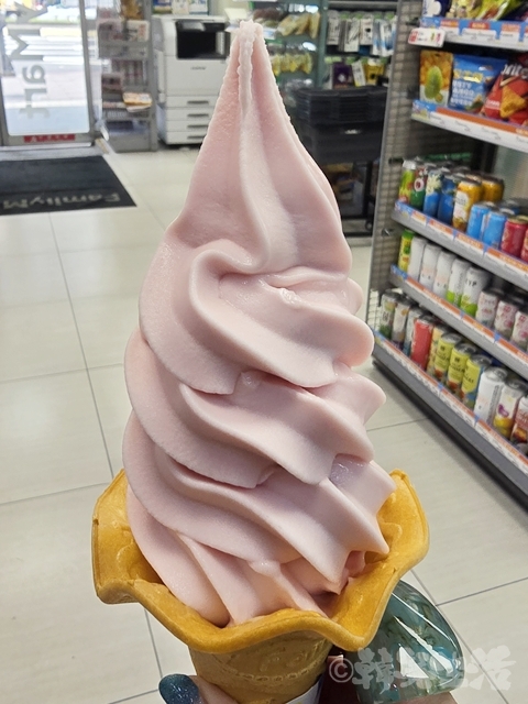 台湾　ファミリーマート　全家　ソフトクリーム
