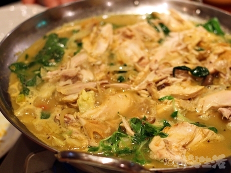 恵比寿　ネパール料理　クンビラ　ヒマラヤ鍋　芸能人　丸鶏　コラーゲン鍋