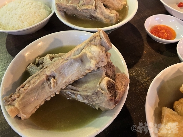 シンガポール　ソンファバクテー　松發肉骨茶　バクテー
