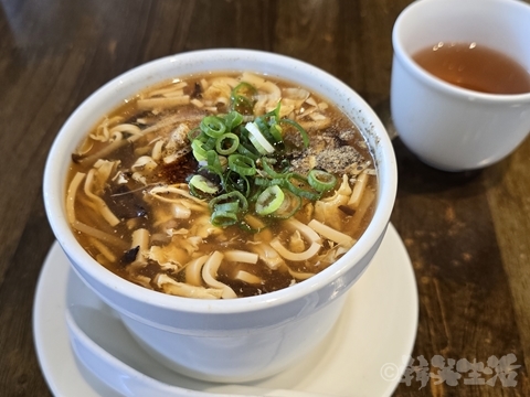 台湾グルメ　チャーハン　五草車　南昌店　酸辣湯　古亭