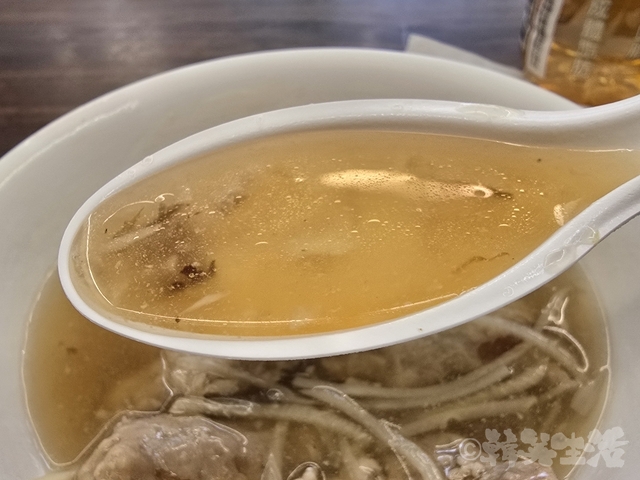 東門赤肉羹　台湾グルメ　つみれスープ　魯肉飯　東門